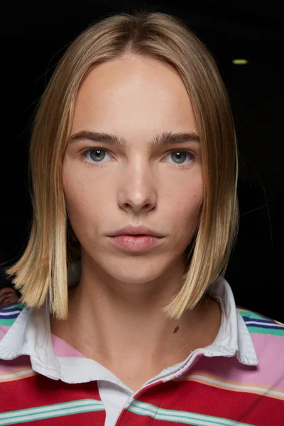 Look 4